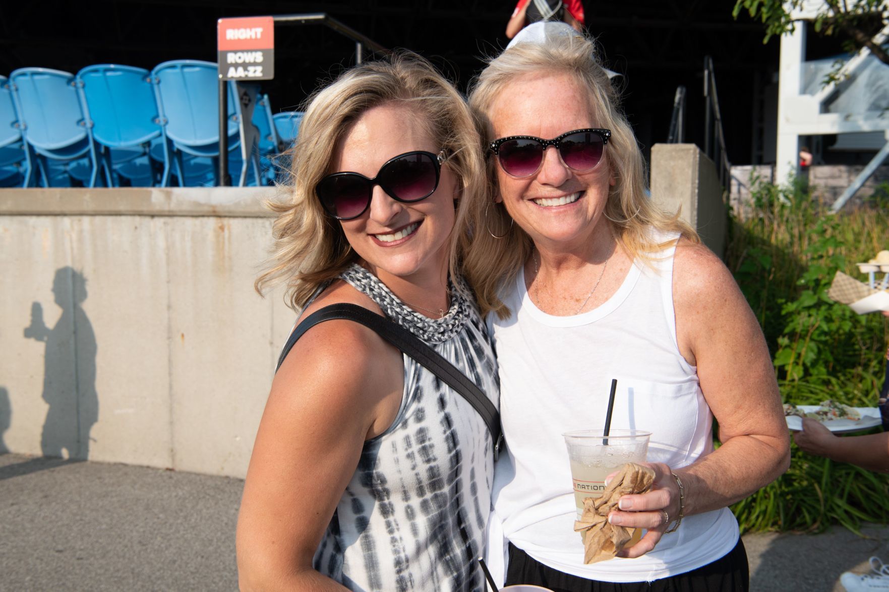 Heart kicks off 'Love Alive' tour at Hollywood Casino Amphitheatre